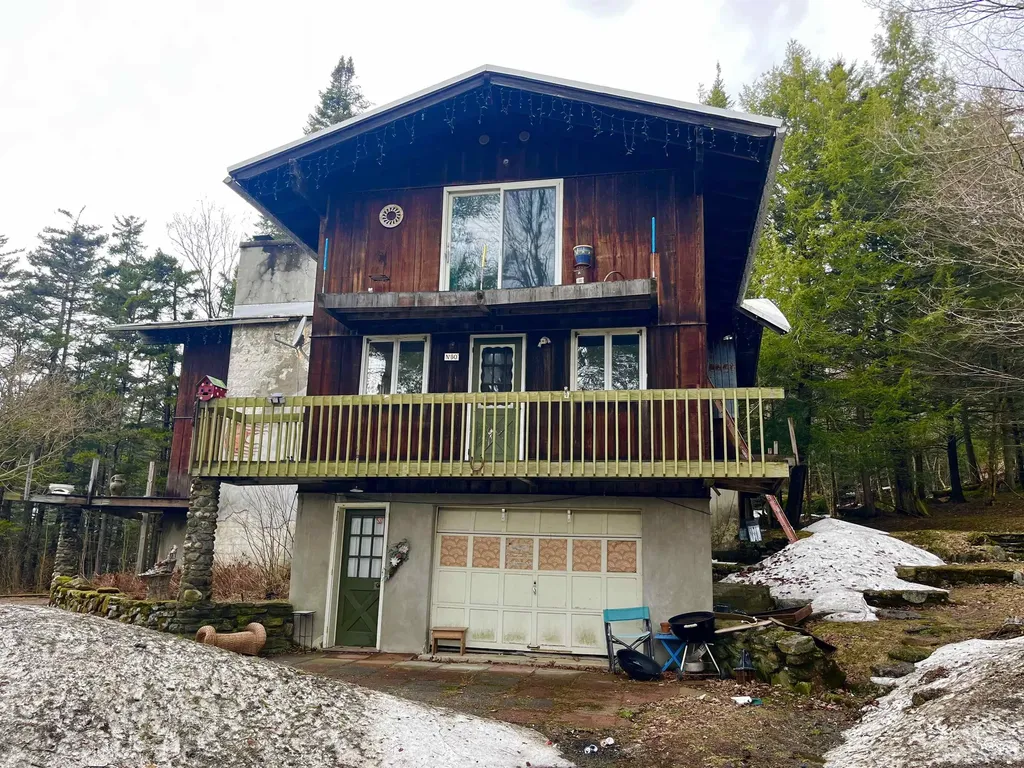 69 Park Street Westfield VT 05859