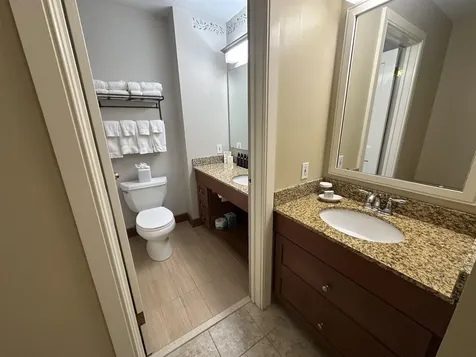 235/237, Qtr 2 89 Grand Summit Way Dover VT 05356