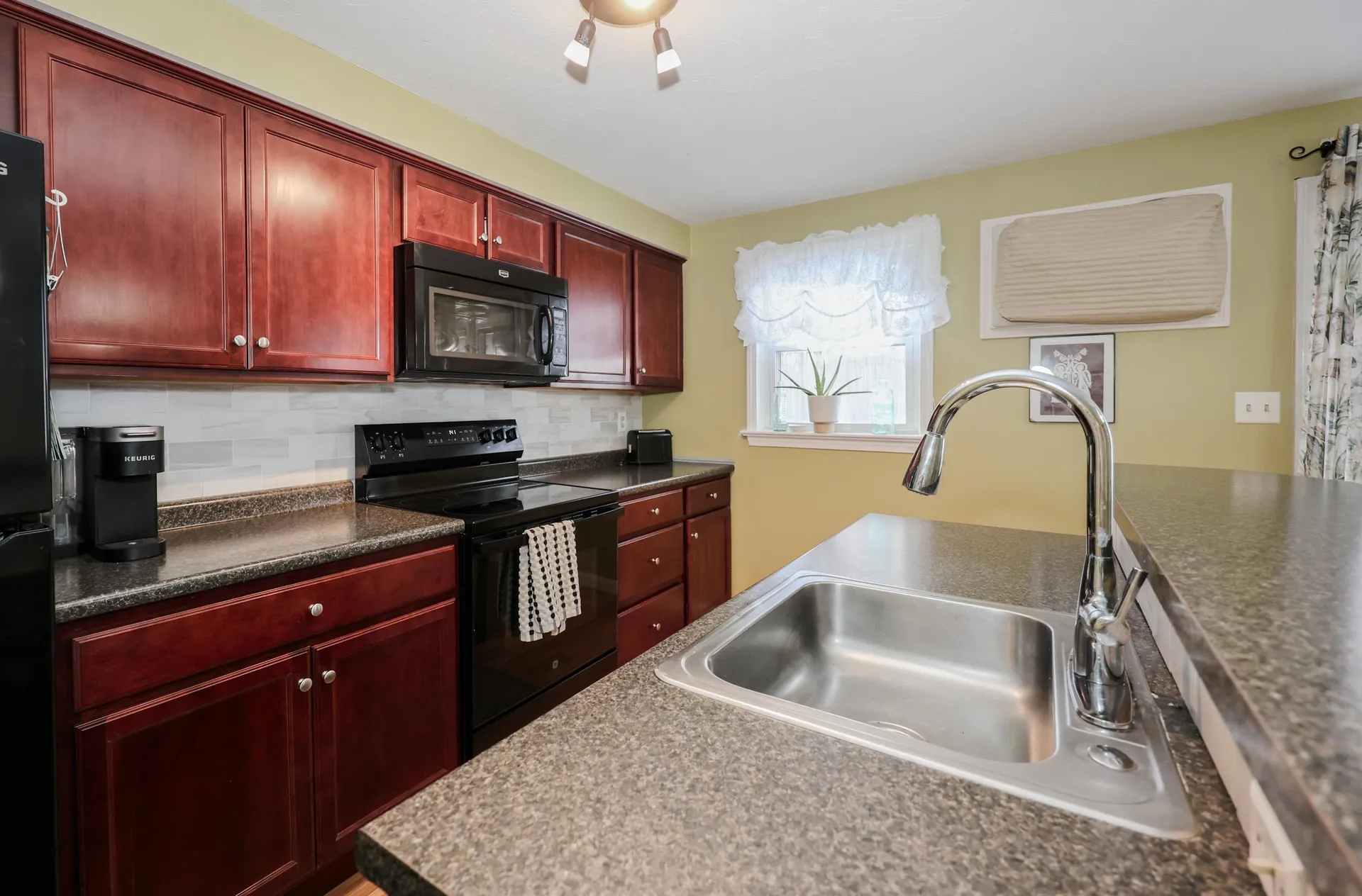 333 Circle Road Manchester NH 03103