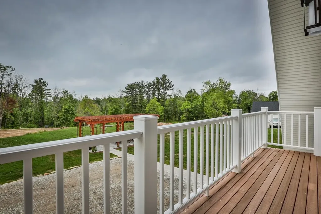 26 N Main Street Mont Vernon NH 03057