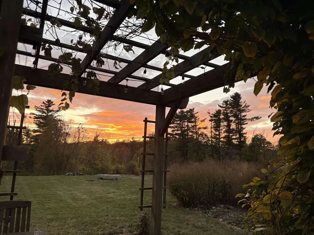 26 N Main Street Mont Vernon NH 03057