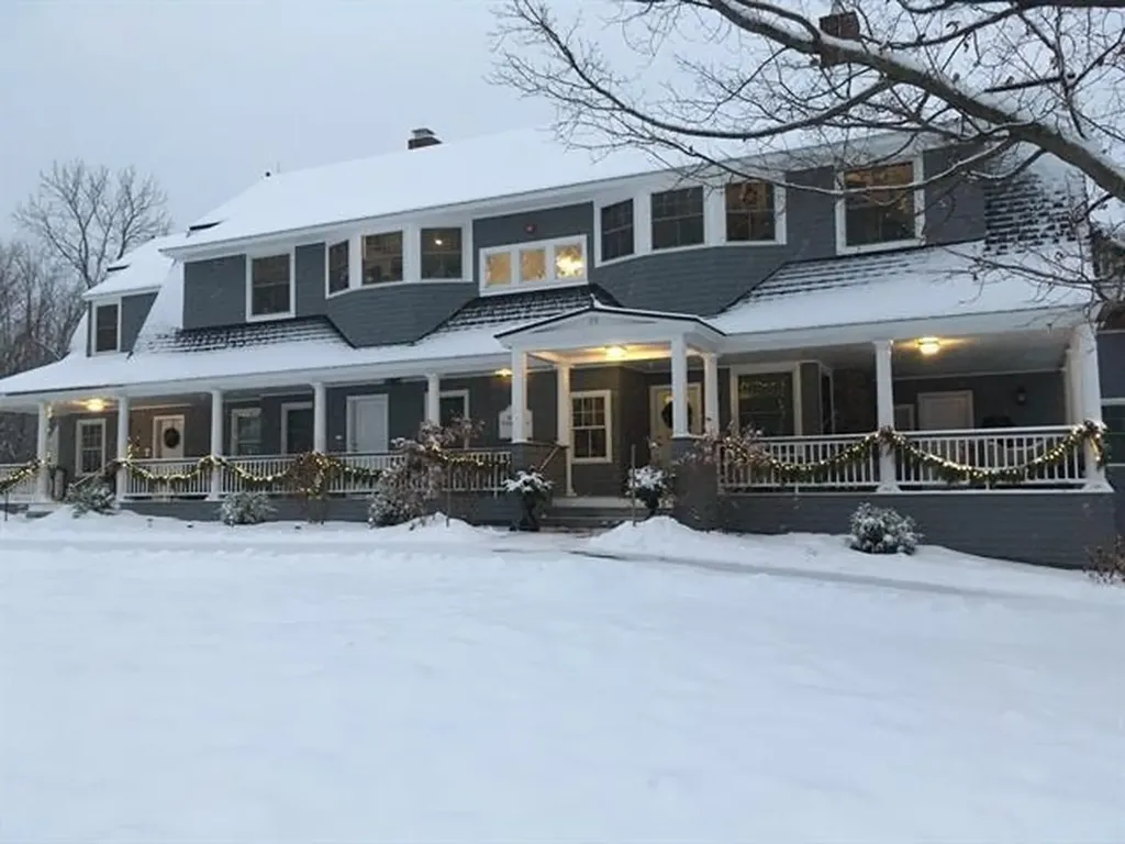 26 N Main Street Mont Vernon NH 03057