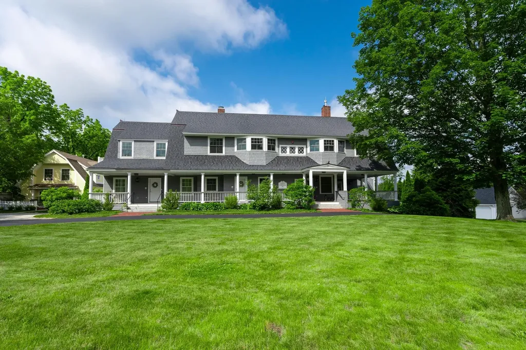 26 N Main Street Mont Vernon NH 03057