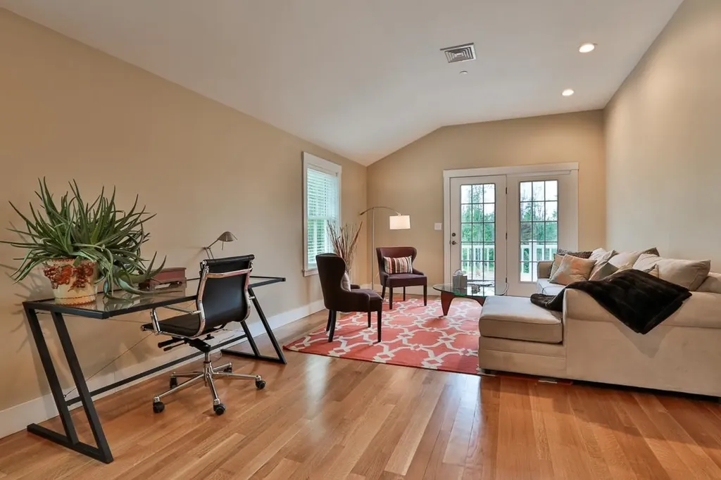 26 N Main Street Mont Vernon NH 03057