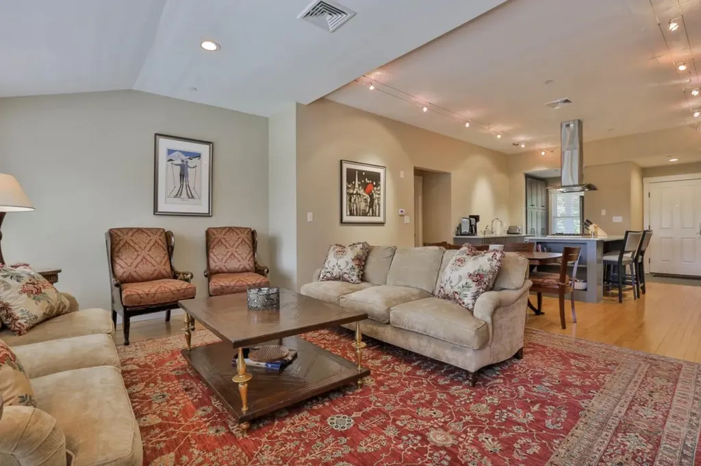 26 N Main Street Mont Vernon NH 03057