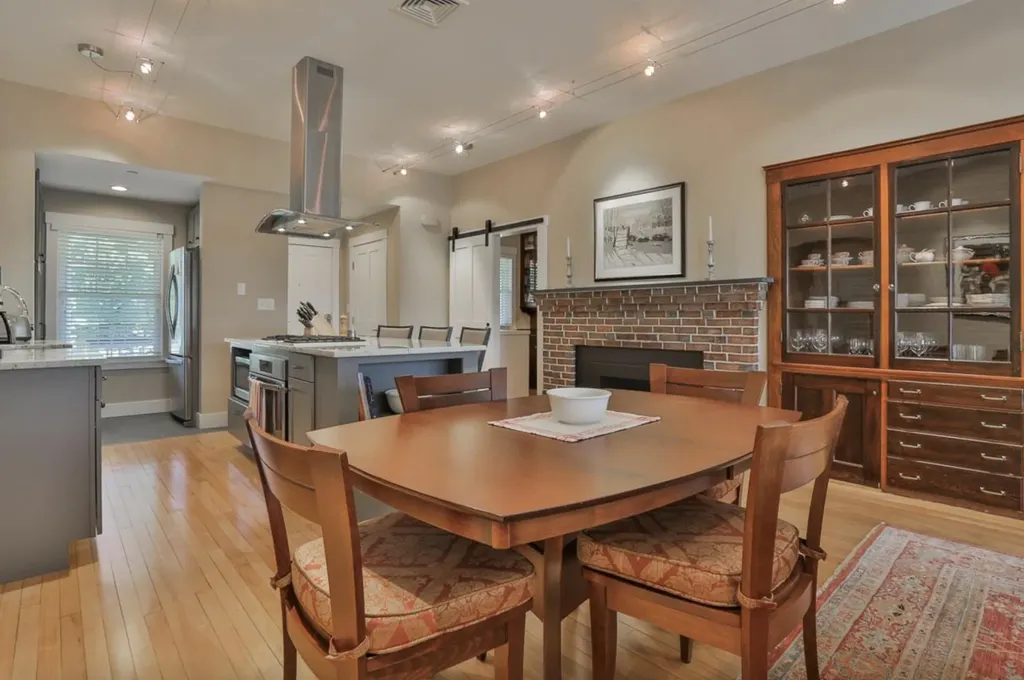 26 N Main Street Mont Vernon NH 03057