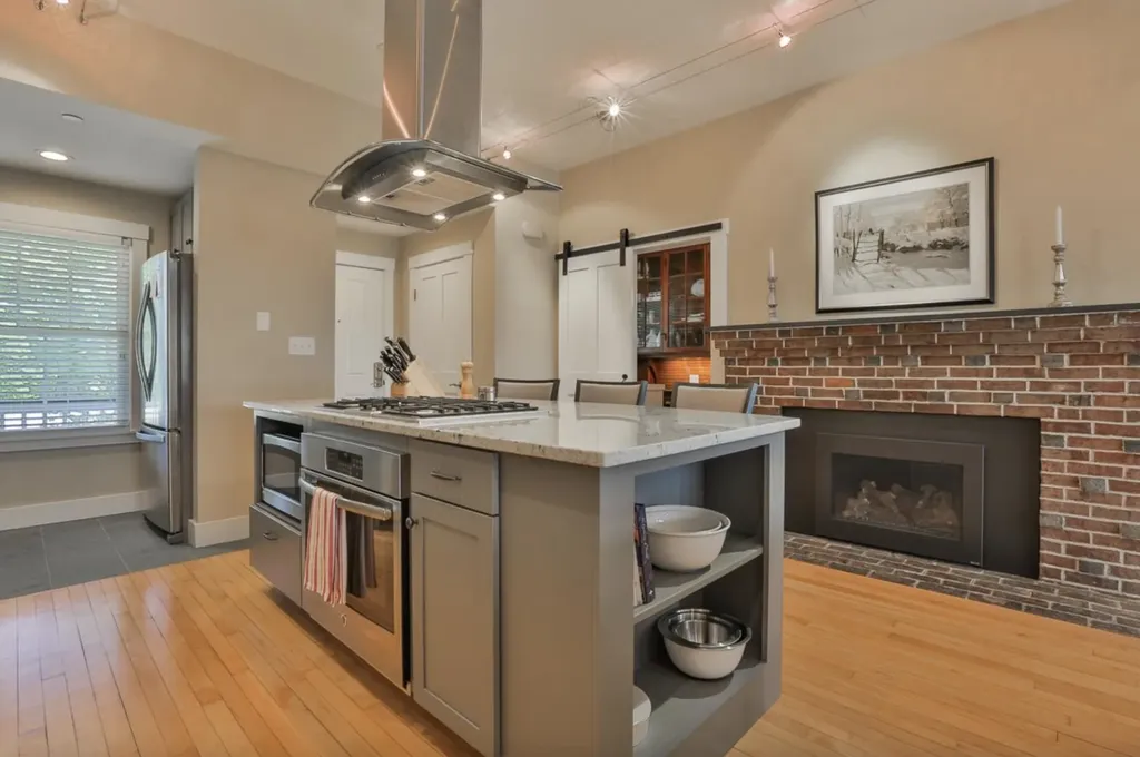 26 N Main Street Mont Vernon NH 03057