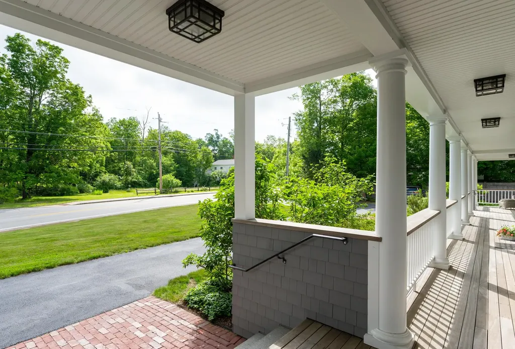 26 N Main Street Mont Vernon NH 03057