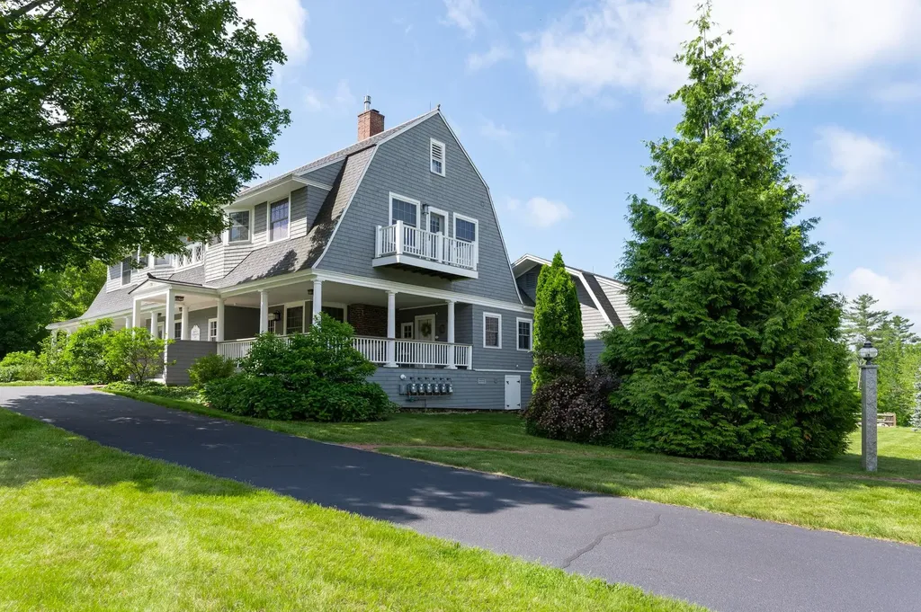 26 N Main Street Mont Vernon NH 03057