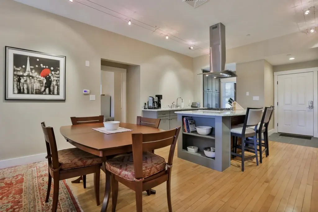 26 N Main Street Mont Vernon NH 03057