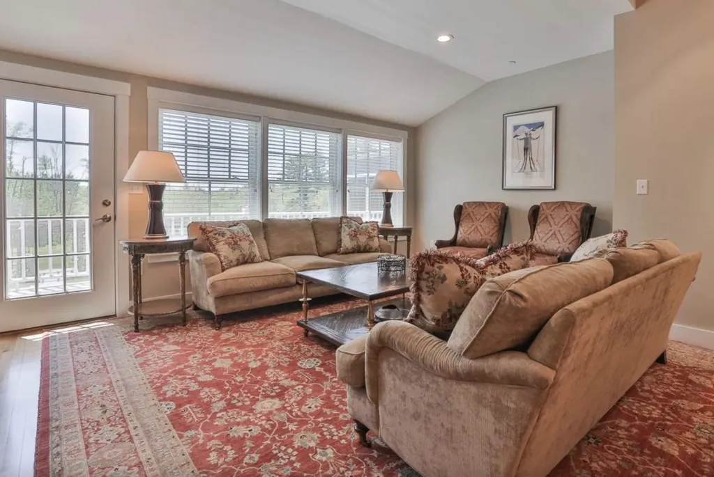 26 N Main Street Mont Vernon NH 03057