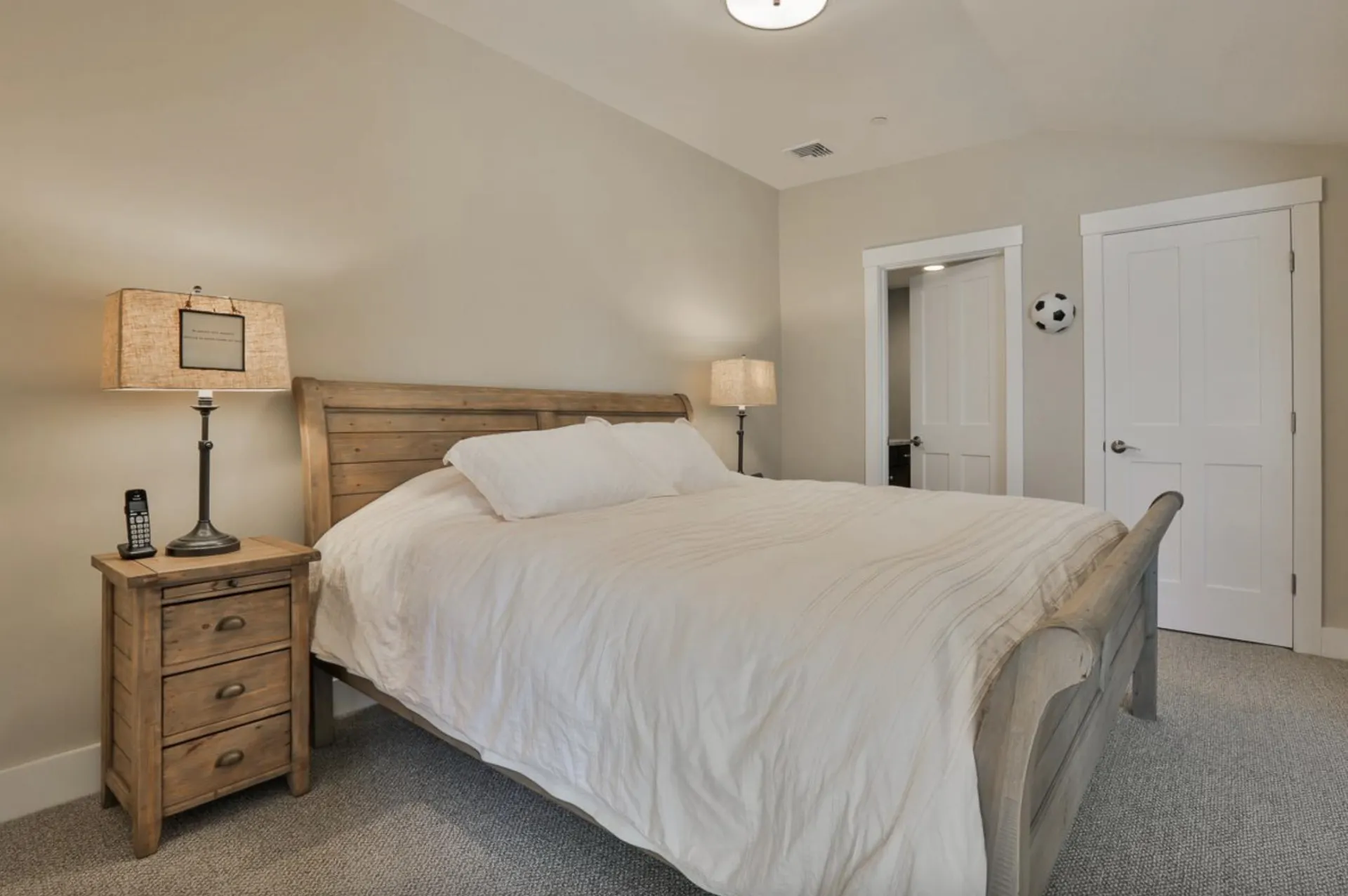 26 N Main Street Mont Vernon NH 03057