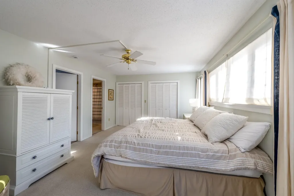 3755 Quechee Main Street Hartford VT 05059