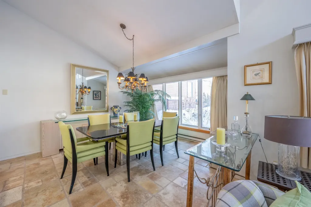 3755 Quechee Main Street Hartford VT 05059