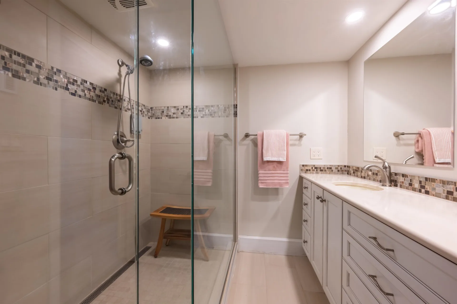 3755 Quechee Main Street Hartford VT 05059