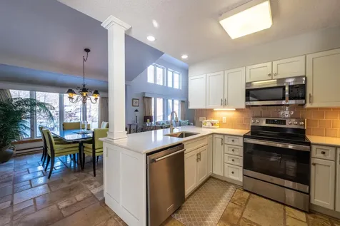 3755 Quechee Main Street Hartford VT 05059