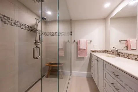 3755 Quechee Main Street Hartford VT 05059