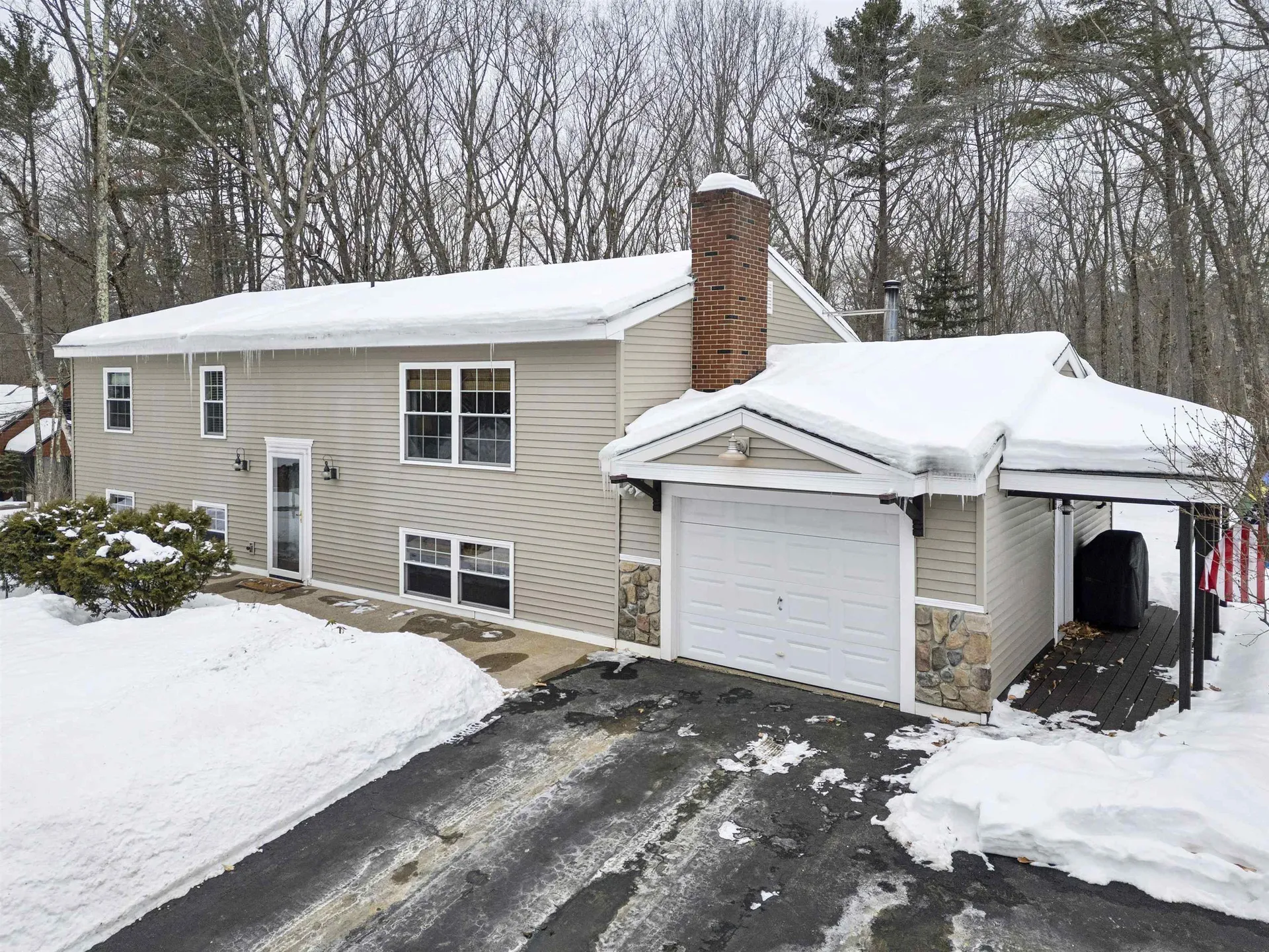 96 Woodvale Drive Laconia NH 03246