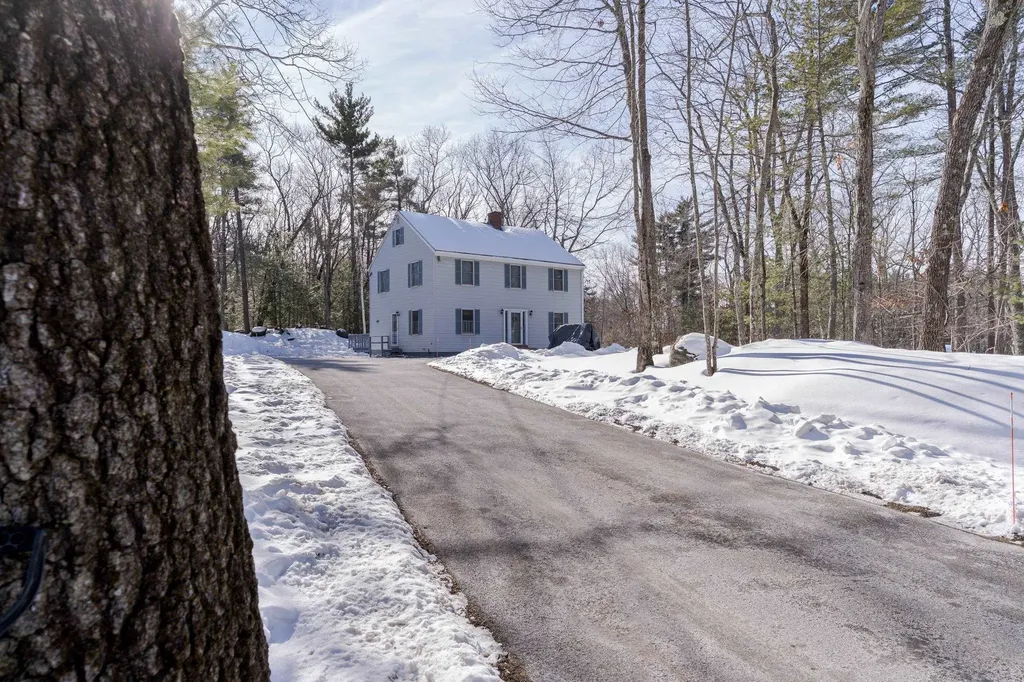88 Mast Road Dover NH 03820