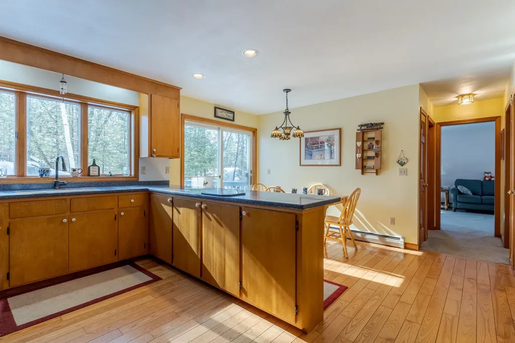 88 Mast Road Dover NH 03820