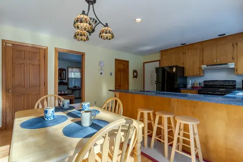 88 Mast Road Dover NH 03820