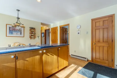 88 Mast Road Dover NH 03820