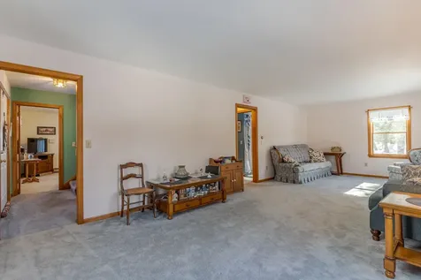 88 Mast Road Dover NH 03820