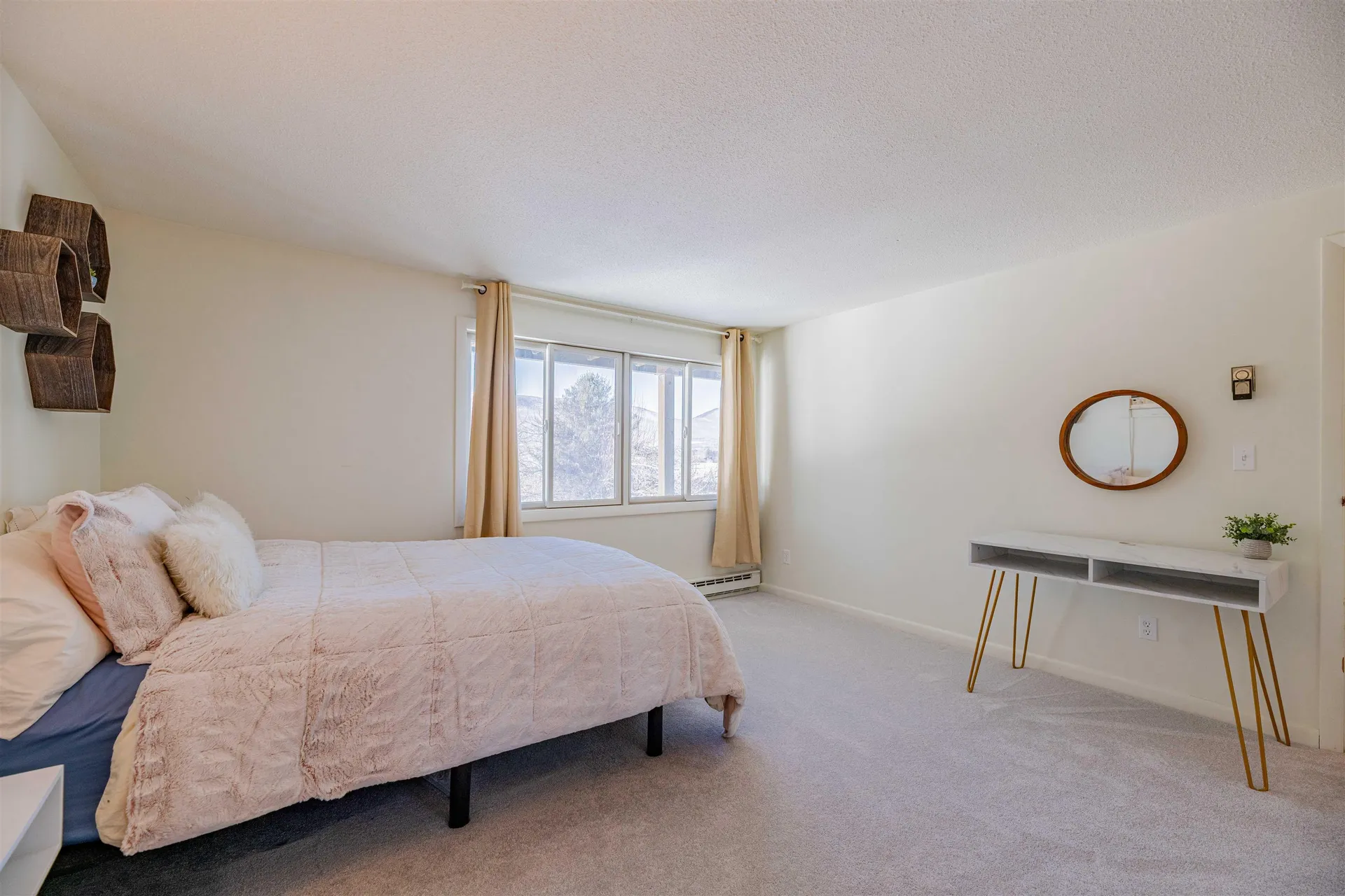 14 Vaughn Farm Road Manchester VT 05255