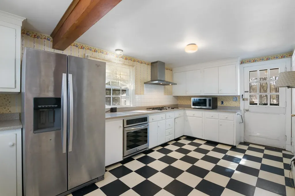 214 Putney Road Brattleboro VT 05301