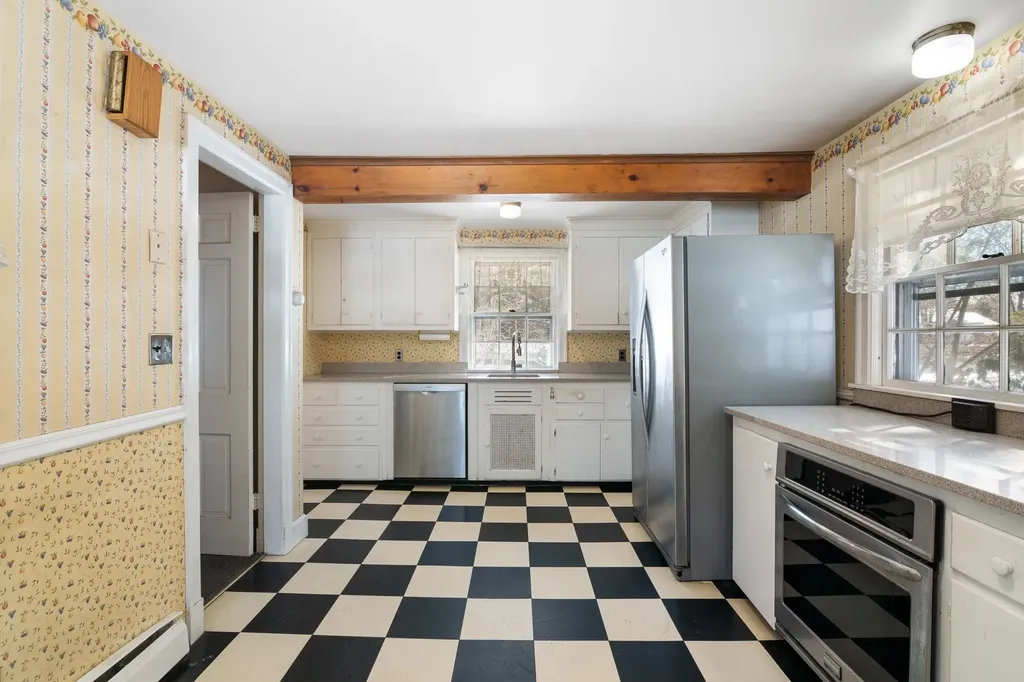 214 Putney Road Brattleboro VT 05301