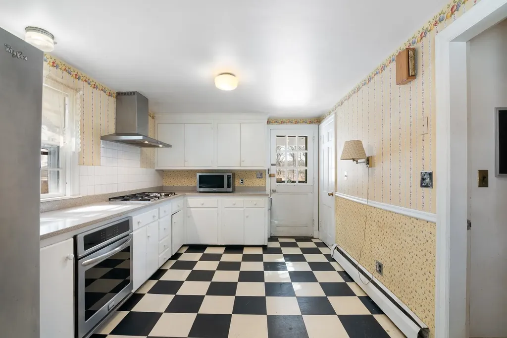 214 Putney Road Brattleboro VT 05301