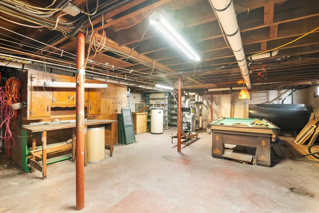 214 Putney Road Brattleboro VT 05301