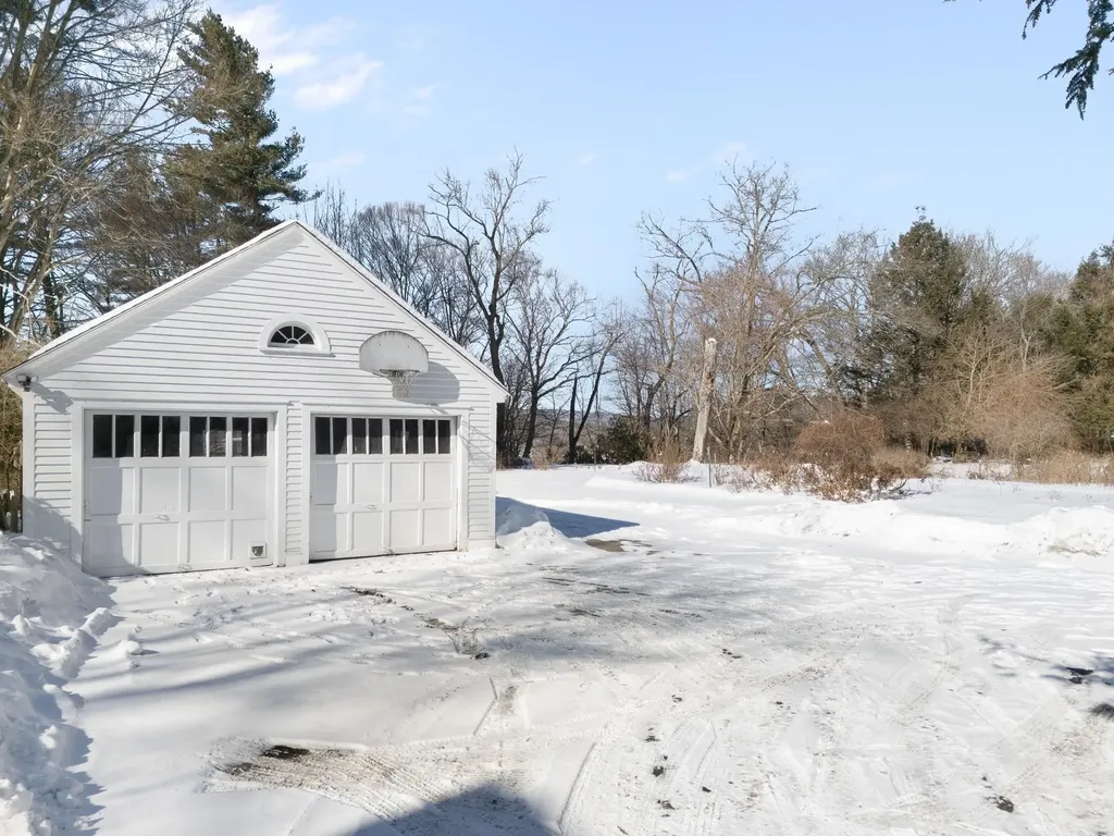 214 Putney Road Brattleboro VT 05301