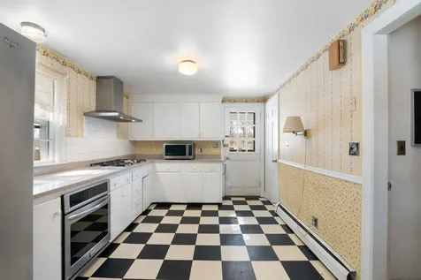 214 Putney Road Brattleboro VT 05301