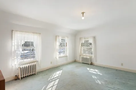 214 Putney Road Brattleboro VT 05301