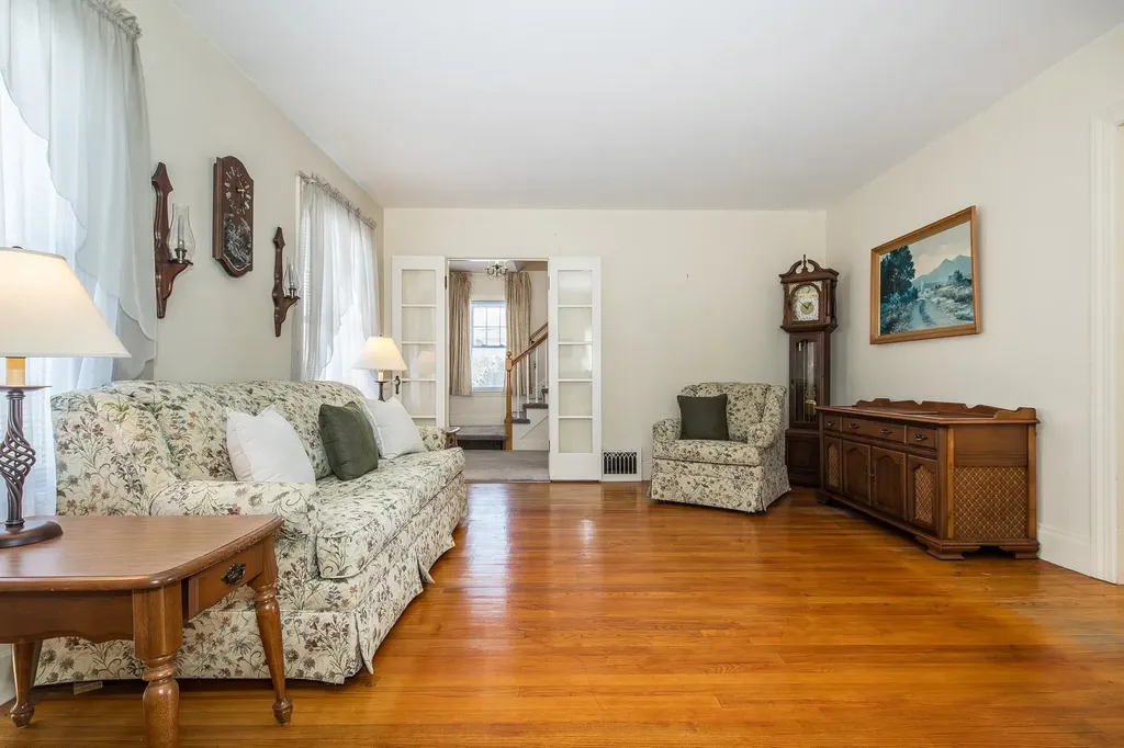 98 Harrington Avenue Rutland City VT 05701