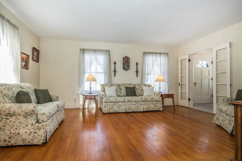 98 Harrington Avenue Rutland City VT 05701