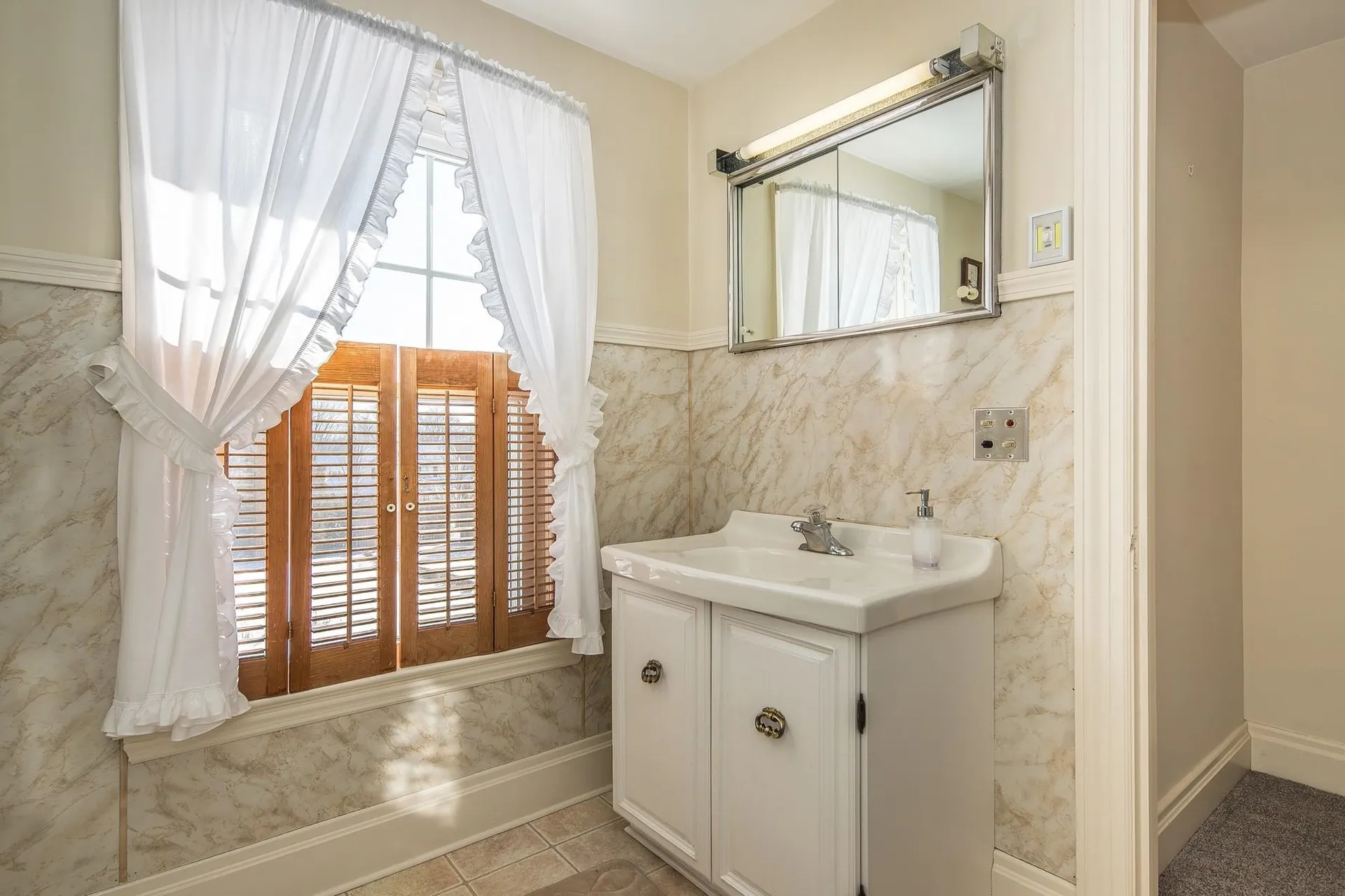 98 Harrington Avenue Rutland City VT 05701