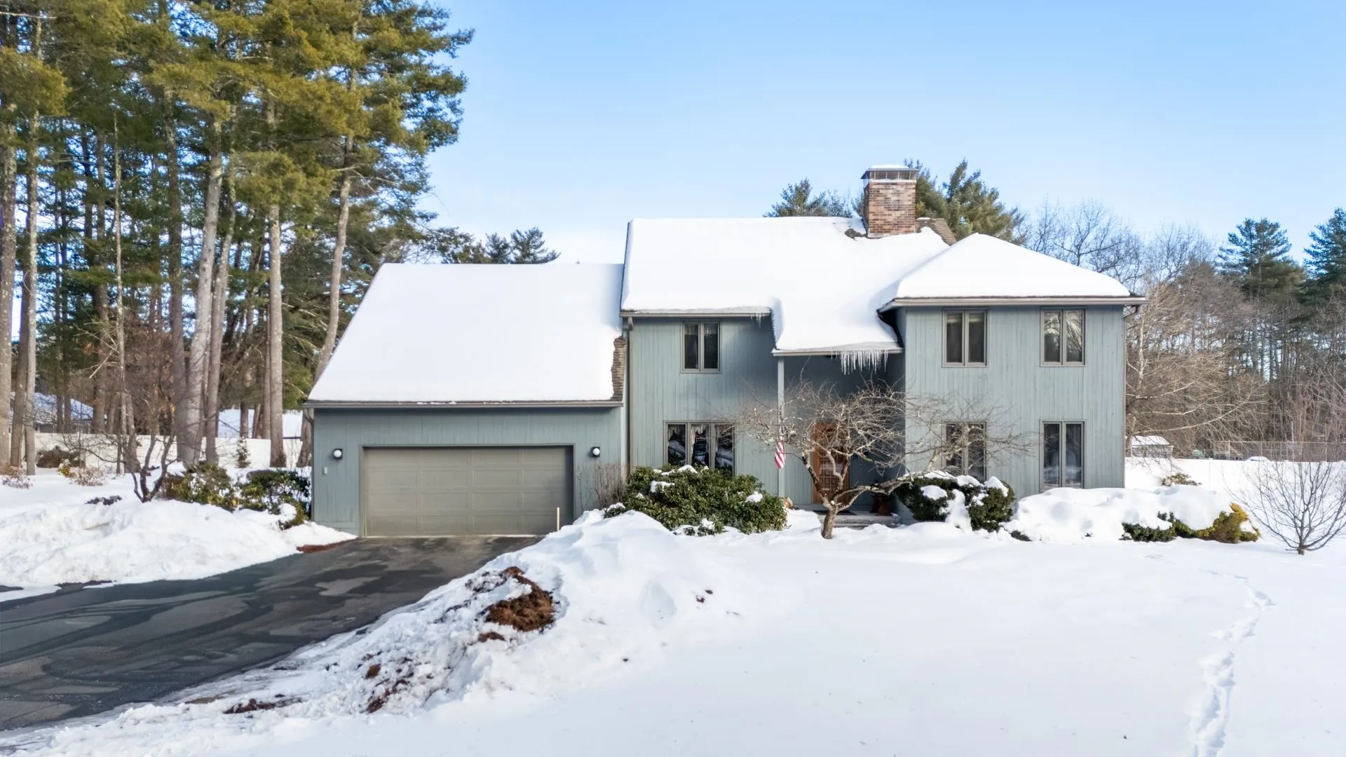 15 Martingale Road Amherst NH 03031