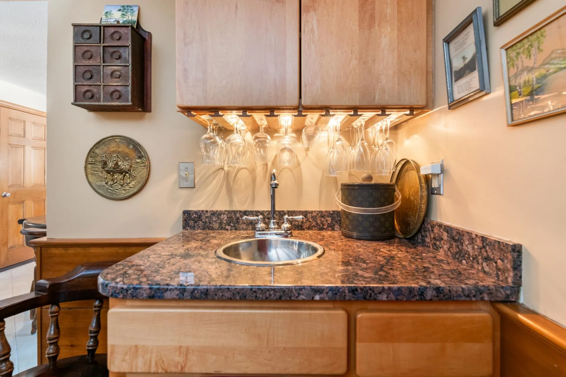 15 Martingale Road Amherst NH 03031