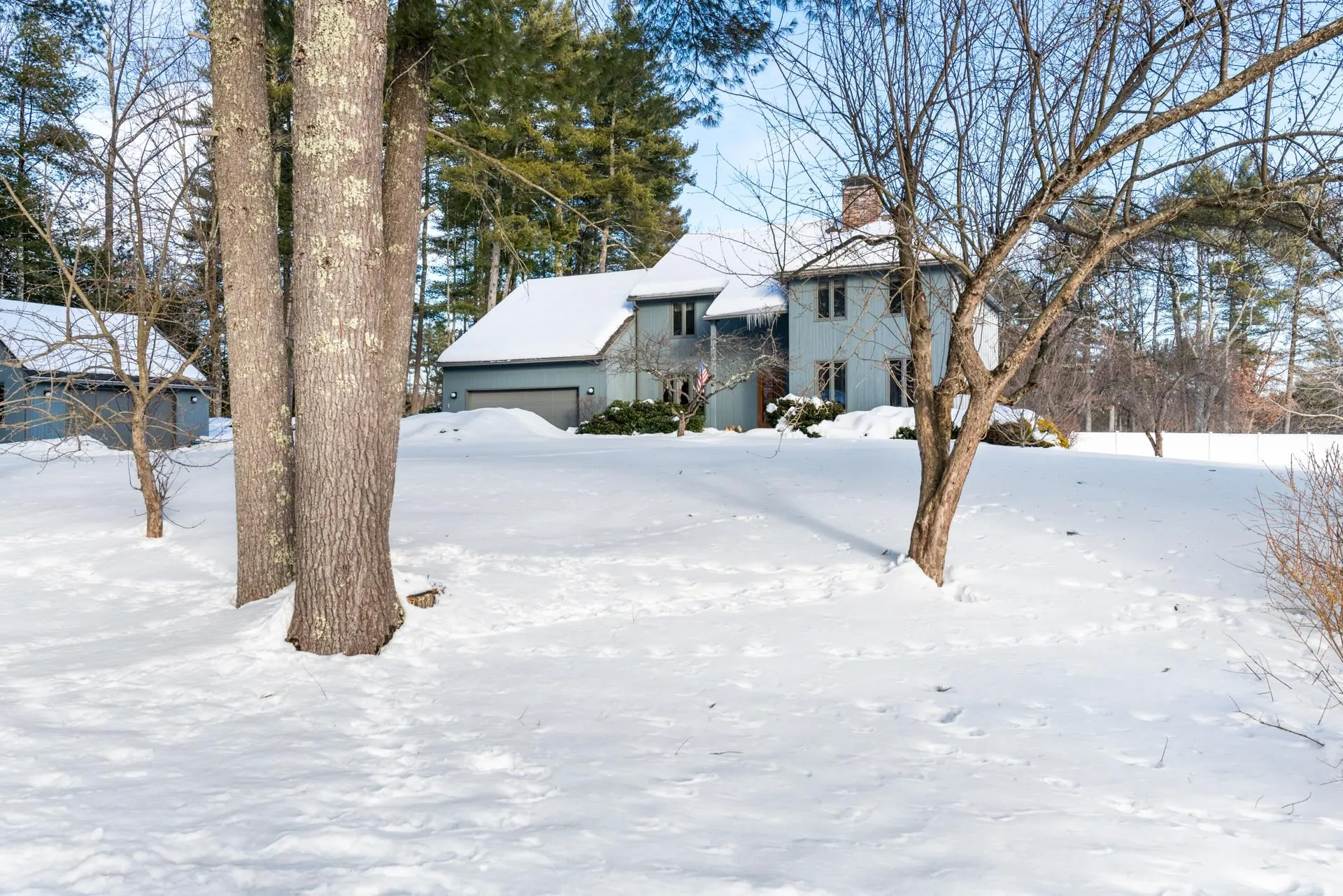 15 Martingale Road Amherst NH 03031