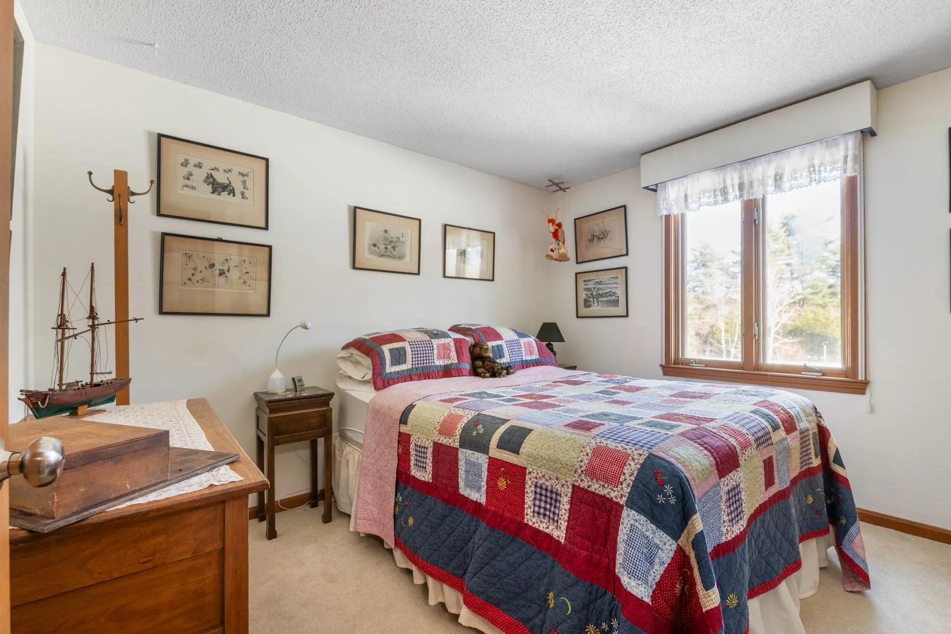 15 Martingale Road Amherst NH 03031