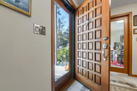 15 Martingale Road Amherst NH 03031