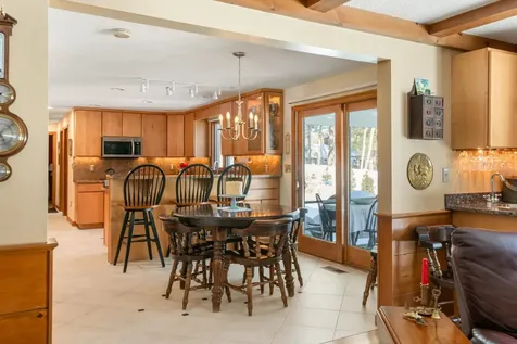 15 Martingale Road Amherst NH 03031