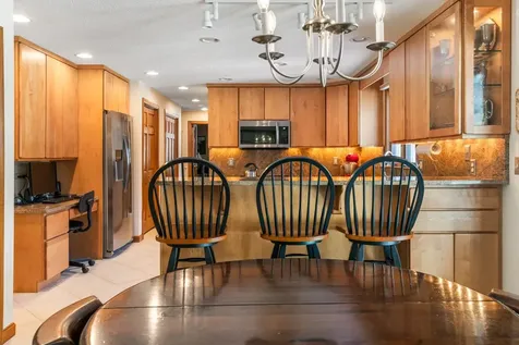 15 Martingale Road Amherst NH 03031