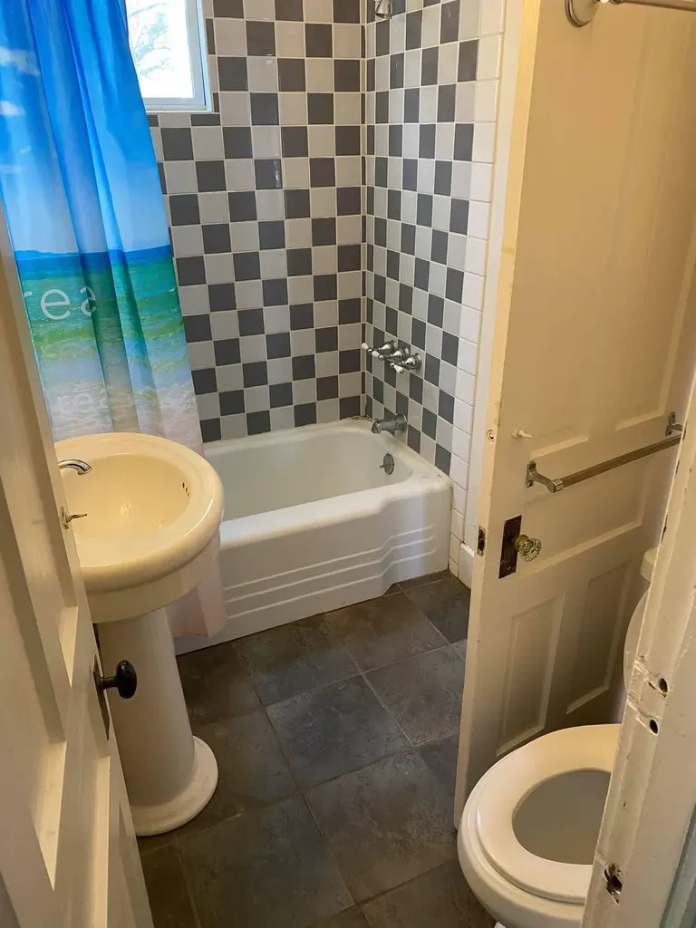 135 Wall Street Springfield VT 05156