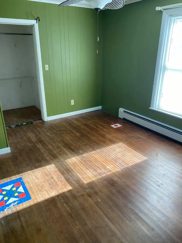 135 Wall Street Springfield VT 05156