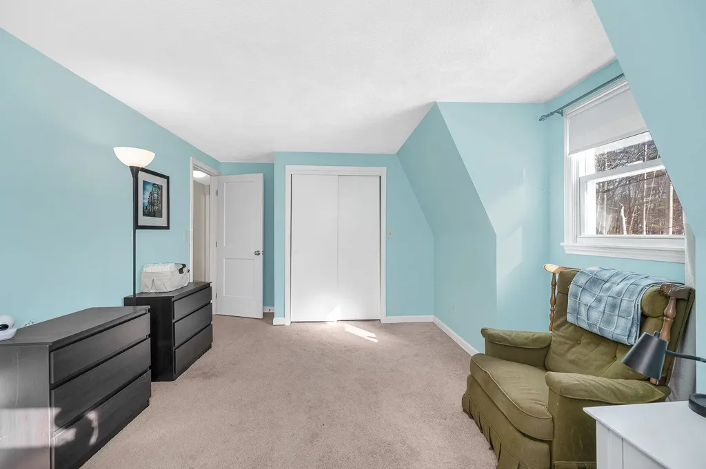 14 Londonderry Road Windham NH 03087