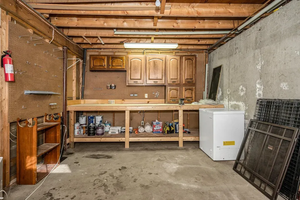 14 Londonderry Road Windham NH 03087