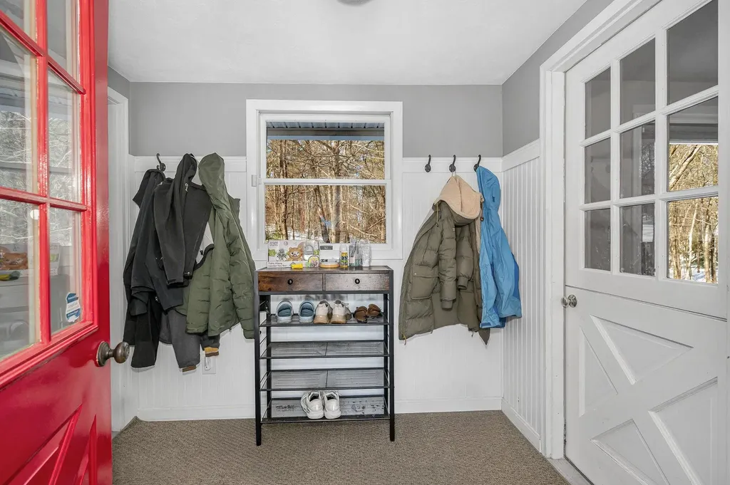 14 Londonderry Road Windham NH 03087